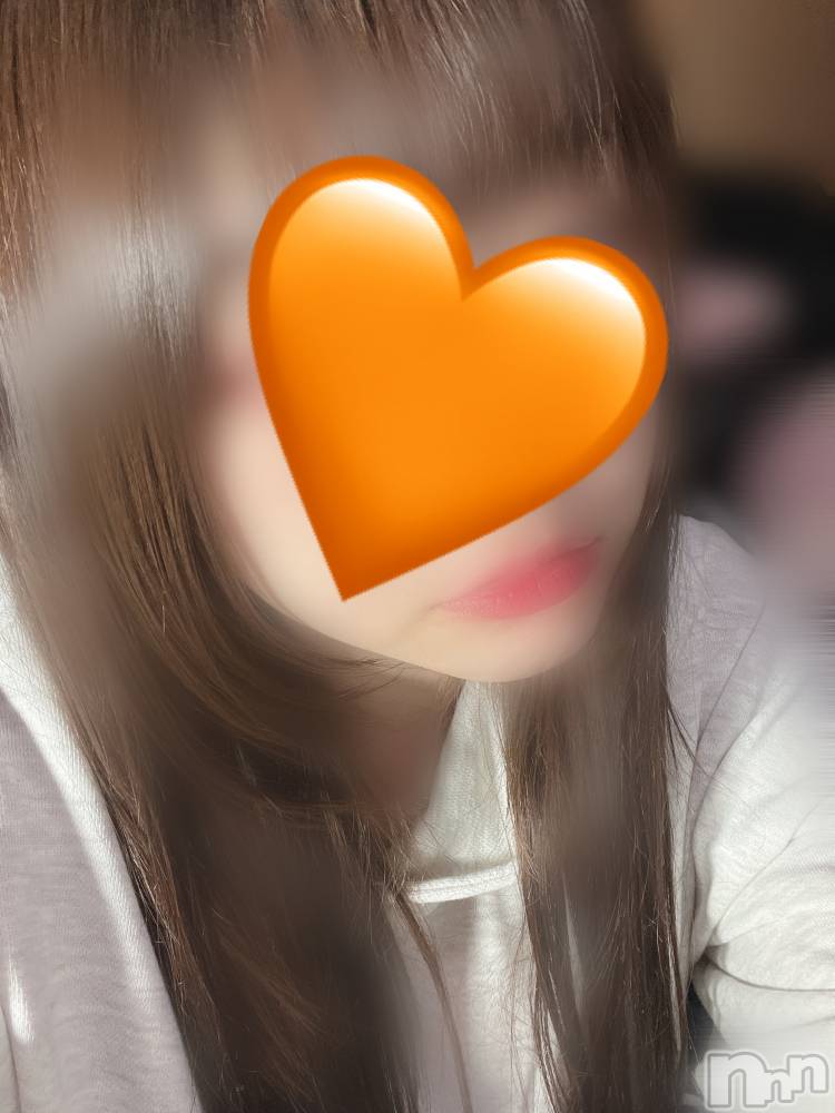 長岡人妻デリヘル長岡人妻市(ナガオカヒトヅマイチ) めい★プルプルの唇&ロリ顔(31)の12月24日写メブログ「しゅうちゅうして🍌！笑」
