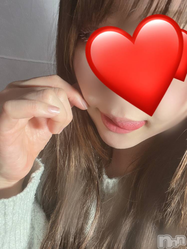 長岡人妻デリヘル長岡人妻市(ナガオカヒトヅマイチ) めい★プルプルの唇&ロリ顔(31)の1月5日写メブログ「もうすでにむちゅう」