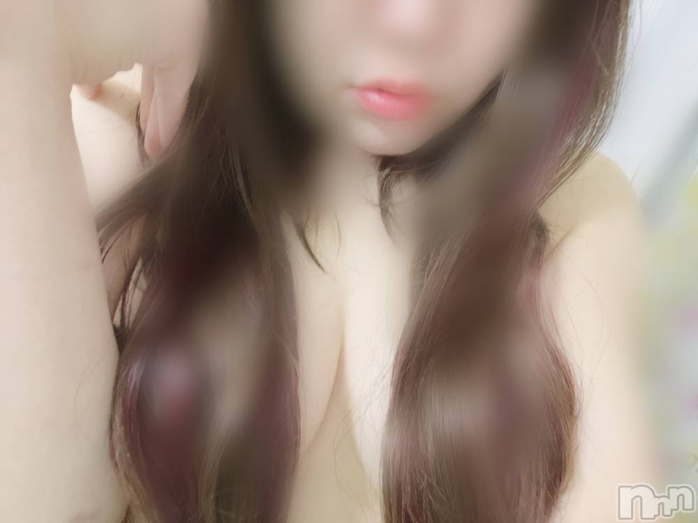 長岡人妻デリヘル長岡人妻市(ナガオカヒトヅマイチ) めい★プルプルの唇&ロリ顔(31)の1月13日写メブログ「出勤しました❤️」