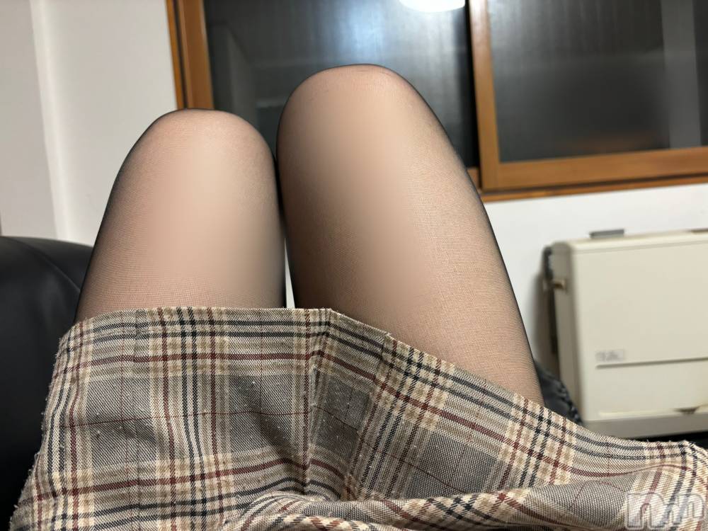 長岡人妻デリヘル長岡人妻市(ナガオカヒトヅマイチ) めい★プルプルの唇&ロリ顔(31)の3月3日写メブログ「都会とスク水と電マ」