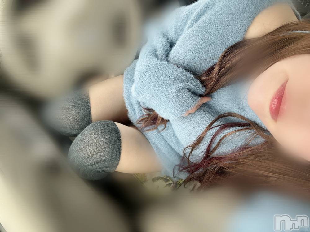長岡人妻デリヘル長岡人妻市(ナガオカヒトヅマイチ) めい★プルプルの唇&ロリ顔(31)の3月16日写メブログ「足元から♩」