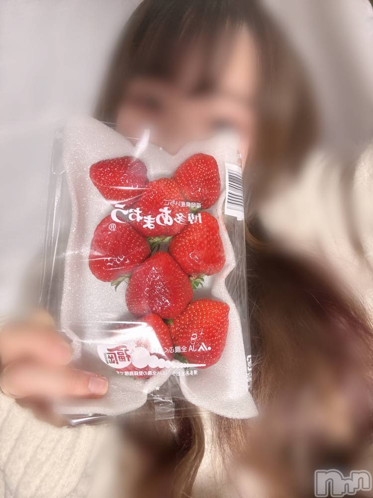 長岡人妻デリヘル長岡人妻市(ナガオカヒトヅマイチ) めい★プルプルの唇&ロリ顔(31)の3月18日写メブログ「やっぱりチョコがいちばんよね🍫」