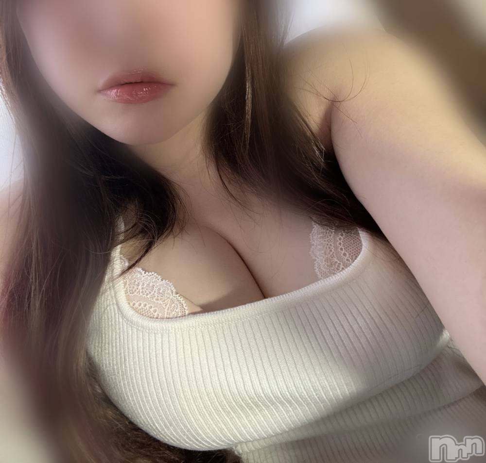 長岡人妻デリヘル長岡人妻市(ナガオカヒトヅマイチ) めい★プルプルの唇&ロリ顔(31)の4月3日写メブログ「18じ❣️」
