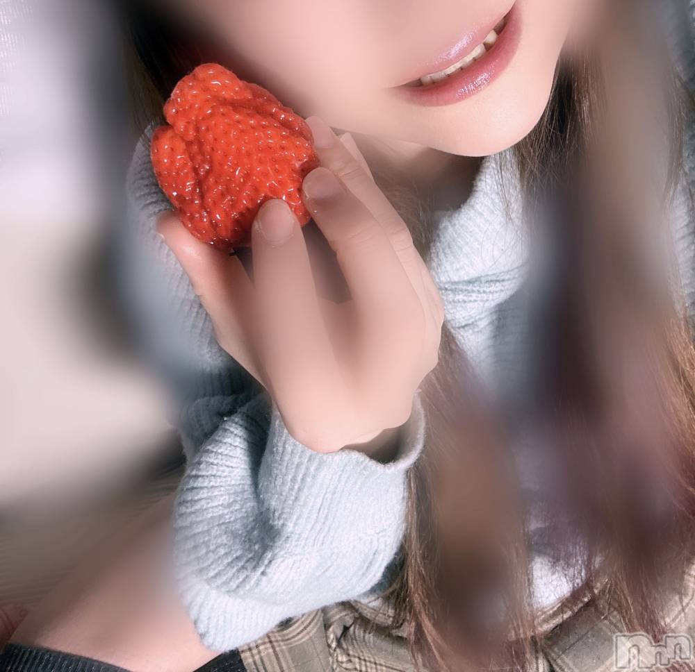 長岡人妻デリヘル長岡人妻市(ナガオカヒトヅマイチ) めい★プルプルの唇&ロリ顔(31)の4月13日写メブログ「しあわせいちご🍓」