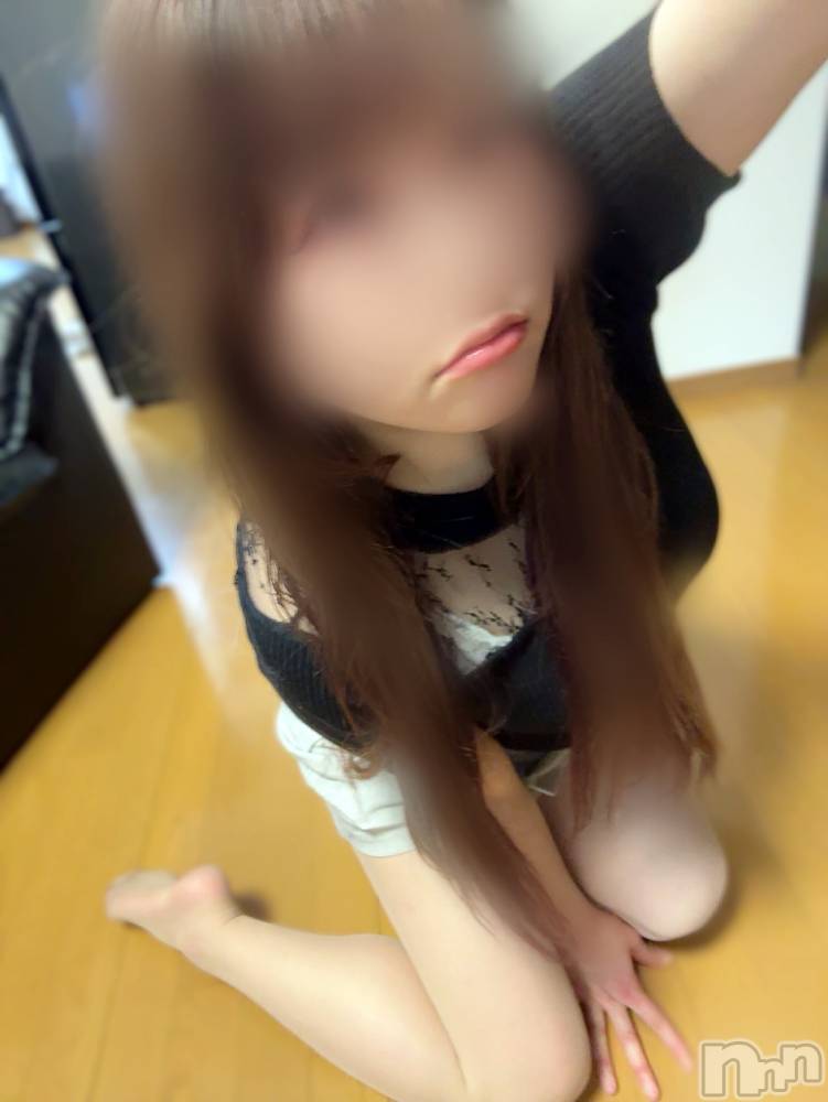 長岡人妻デリヘル長岡人妻市(ナガオカヒトヅマイチ) めい★プルプルの唇&ロリ顔(31)の4月19日写メブログ「足の素質いらない笑」