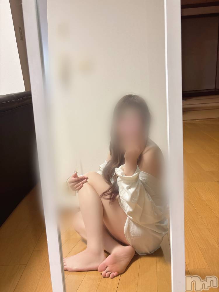長岡人妻デリヘル長岡人妻市(ナガオカヒトヅマイチ) めい★プルプルの唇&ロリ顔(31)の5月2日写メブログ「3大欲求」