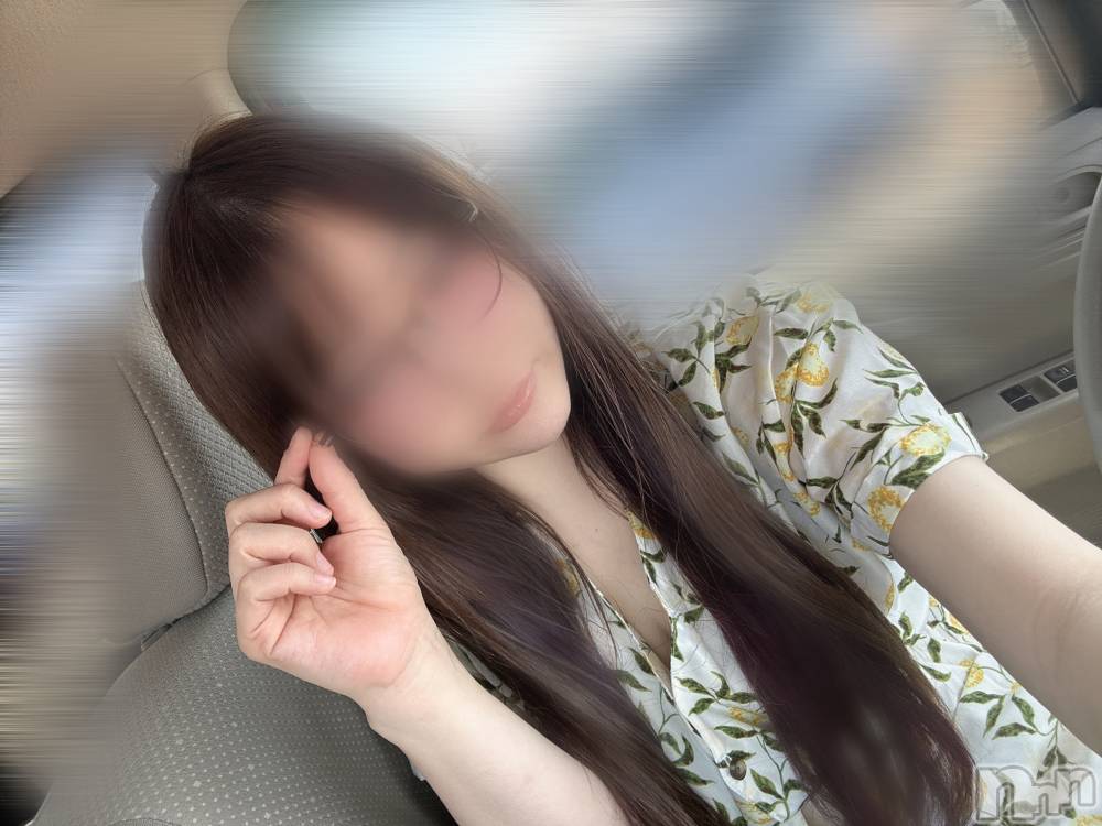 長岡人妻デリヘル長岡人妻市(ナガオカヒトヅマイチ) めい★プルプルの唇&ロリ顔(31)の5月5日写メブログ「眼鏡っ子はお好きですか？❤️」