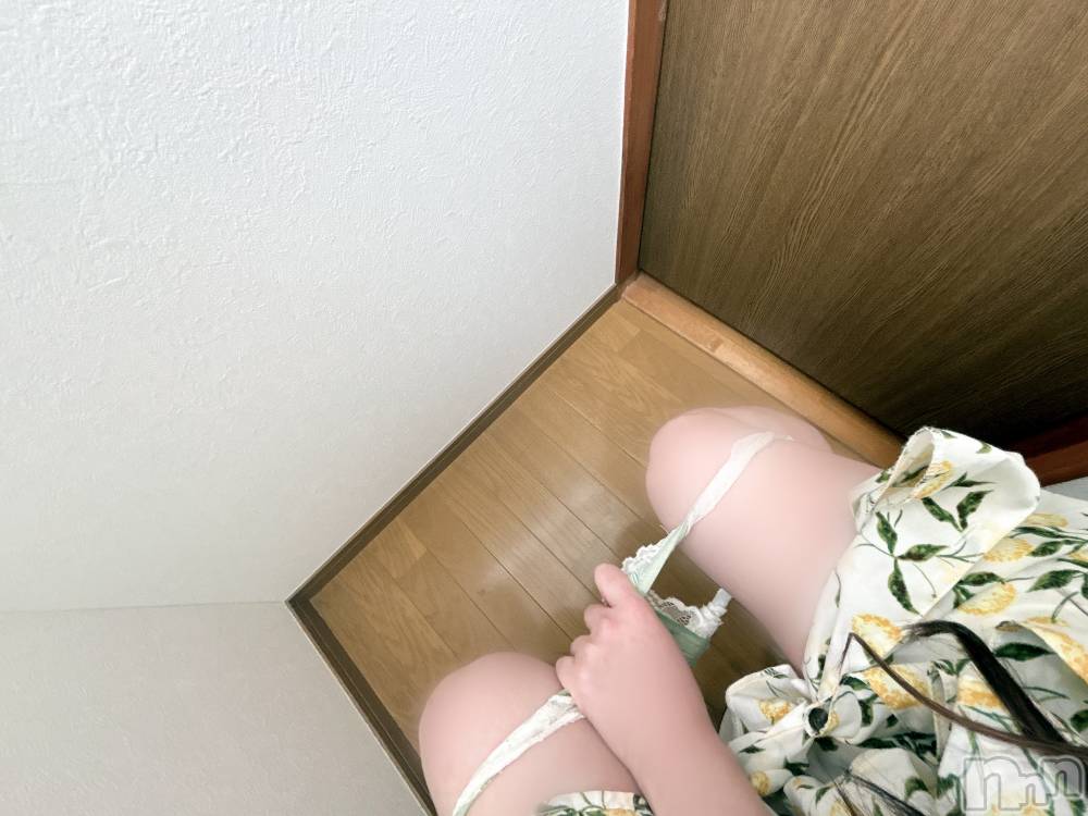 長岡人妻デリヘル長岡人妻市(ナガオカヒトヅマイチ) めい★プルプルの唇&ロリ顔(31)の5月14日写メブログ「今日はノーパンでうかがいます❤️」