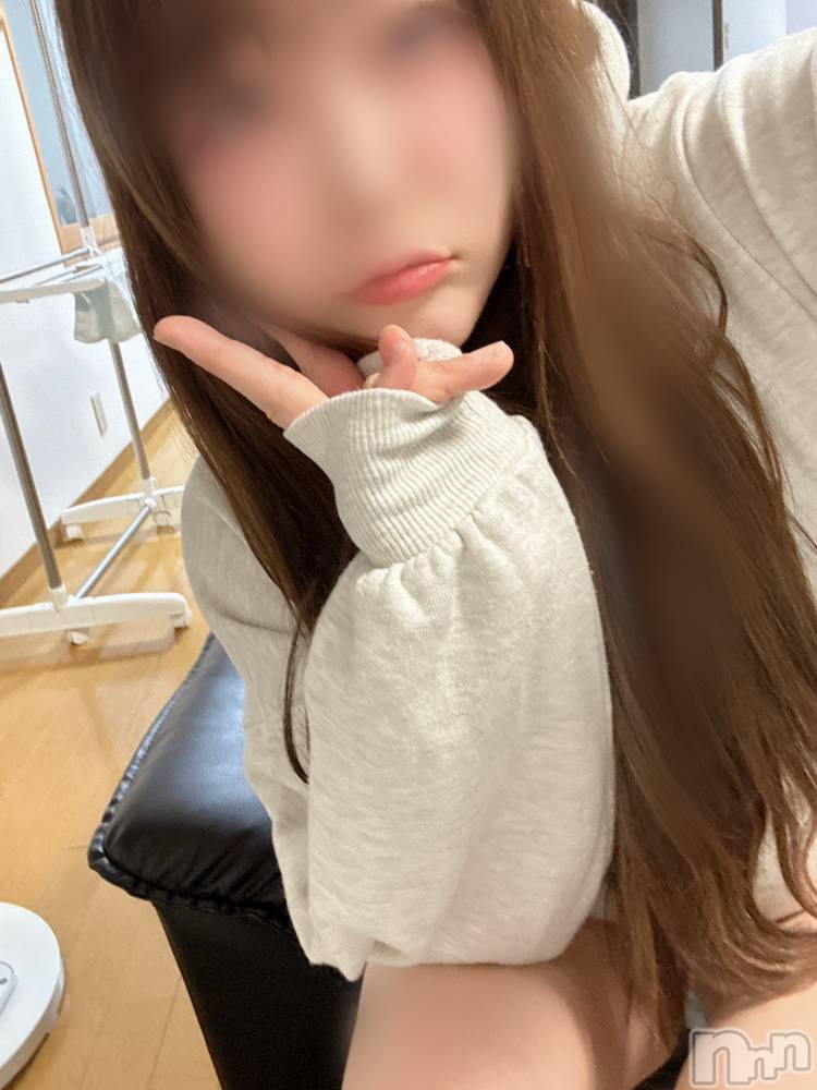 長岡人妻デリヘル長岡人妻市(ナガオカヒトヅマイチ) めい★プルプルの唇&ロリ顔(31)の6月7日写メブログ「実はみえてる？」