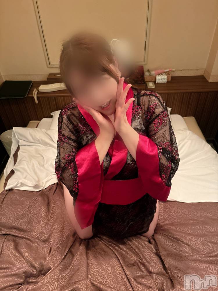 長岡人妻デリヘル長岡人妻市(ナガオカヒトヅマイチ) めい★プルプルの唇&ロリ顔(31)の7月10日写メブログ「Ado」