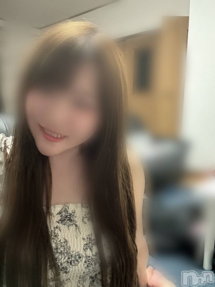 長岡人妻デリヘル長岡人妻市(ナガオカヒトヅマイチ) めい★プルプルの唇&ロリ顔(31)の7月11日写メブログ「17の夜」
