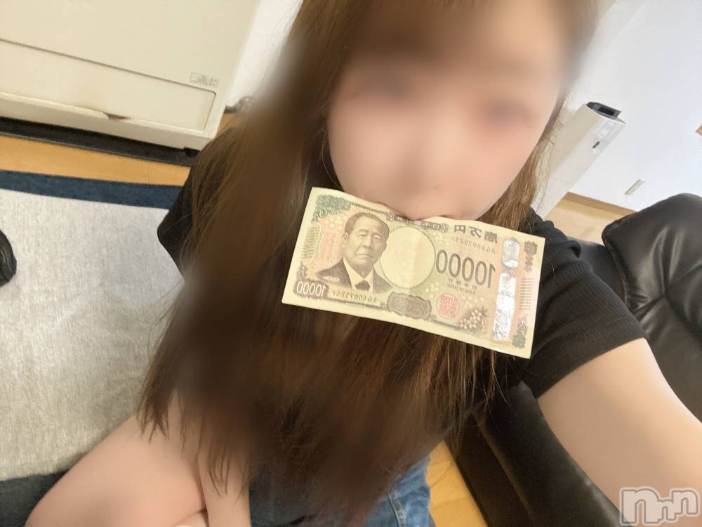 長岡人妻デリヘル長岡人妻市(ナガオカヒトヅマイチ) めい★プルプルの唇&ロリ顔(31)の8月4日写メブログ「あちぃ」