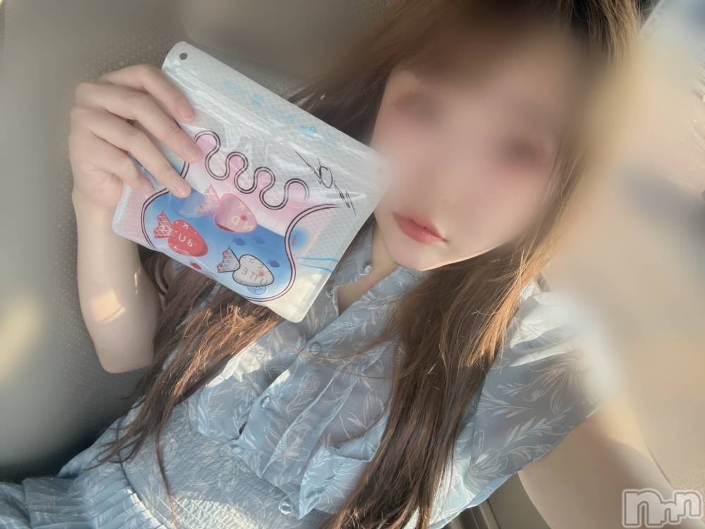 長岡人妻デリヘル長岡人妻市(ナガオカヒトヅマイチ) めい★プルプルの唇&ロリ顔(31)の8月4日写メブログ「ありがとまる🙆‍♀️❤️」