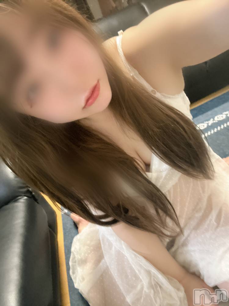 長岡人妻デリヘル長岡人妻市(ナガオカヒトヅマイチ) めい★プルプルの唇&ロリ顔(31)の8月10日写メブログ「2倍2倍✌︎('ω'✌︎ )❤️」
