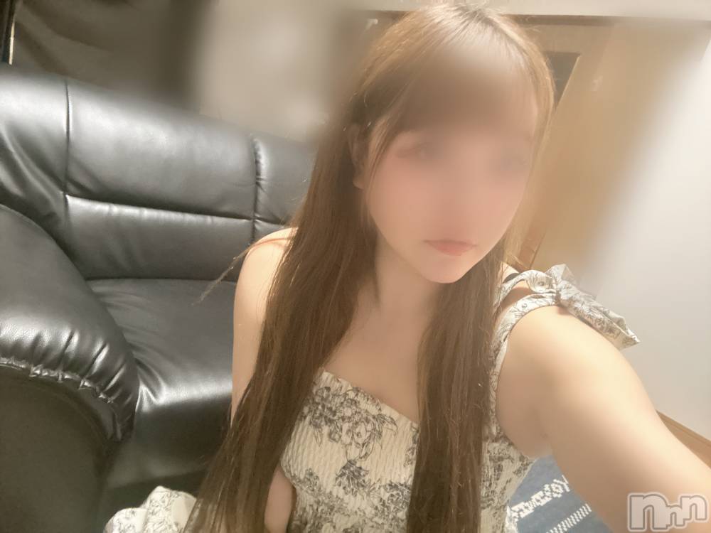 長岡人妻デリヘル長岡人妻市(ナガオカヒトヅマイチ) めい★プルプルの唇&ロリ顔(31)の8月10日写メブログ「2000円引きチャンス🙋‍♀️❤️」