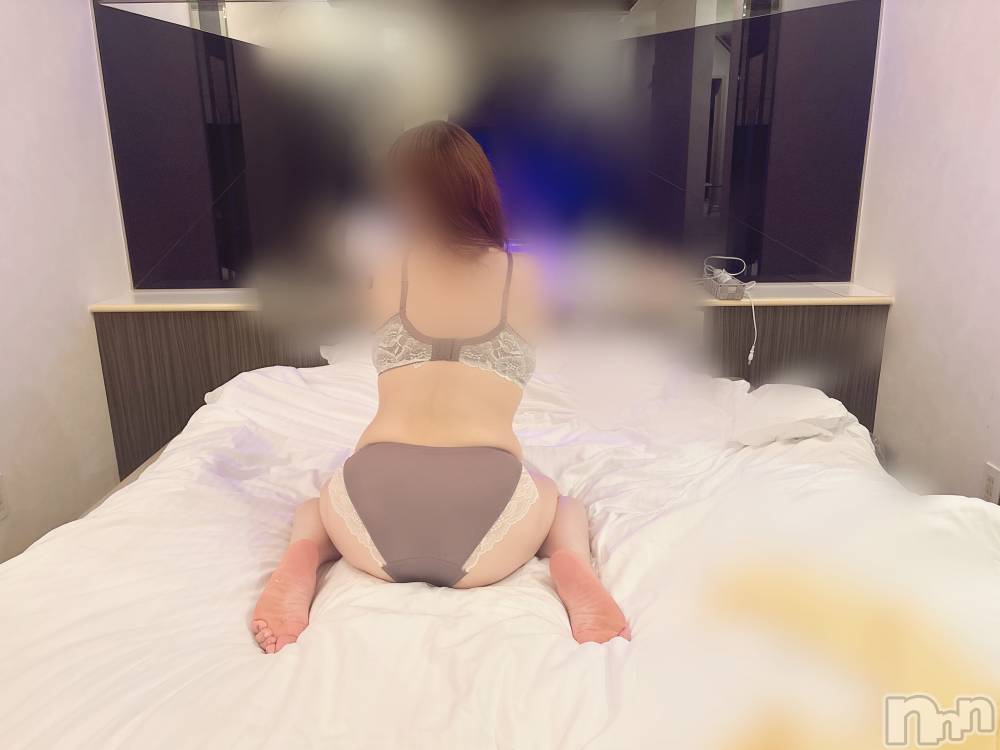 長岡人妻デリヘル長岡人妻市(ナガオカヒトヅマイチ) めい★プルプルの唇&ロリ顔(31)の8月17日写メブログ「ちょっと一回パンクしてもらって🤣」