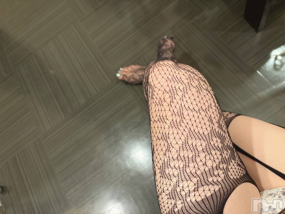 長岡人妻デリヘル長岡人妻市(ナガオカヒトヅマイチ) めい★プルプルの唇&ロリ顔(31)の9月19日写メブログ「エアー…なんだっけ🙄」