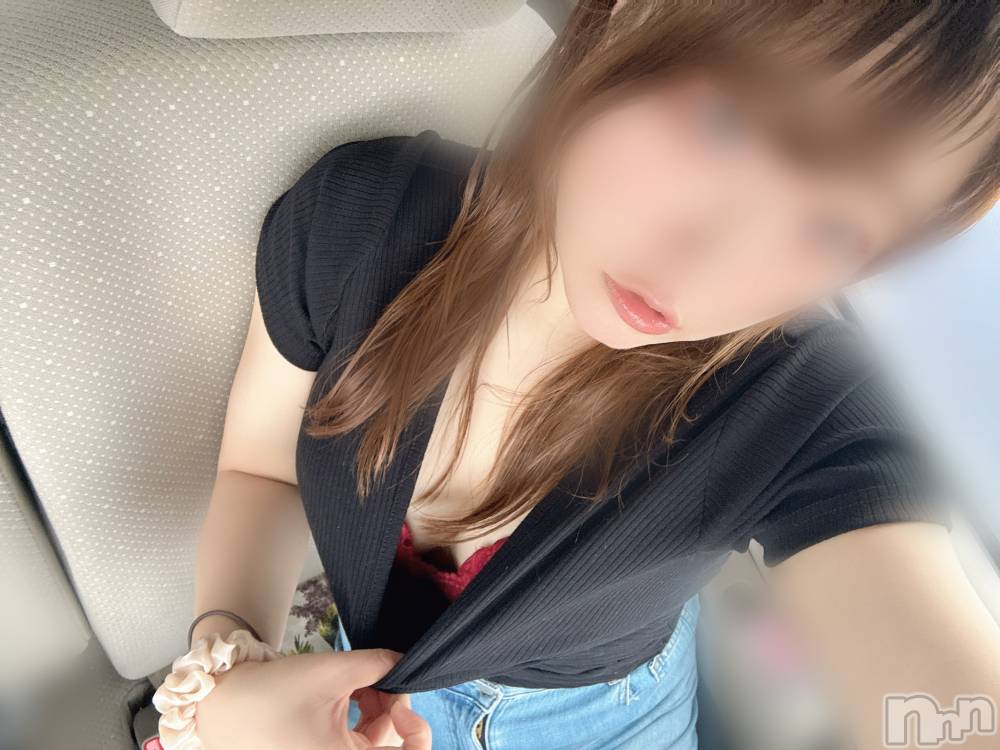 長岡人妻デリヘル長岡人妻市(ナガオカヒトヅマイチ) めい★プルプルの唇&ロリ顔(31)の9月22日写メブログ「出勤しました🐹☔️」