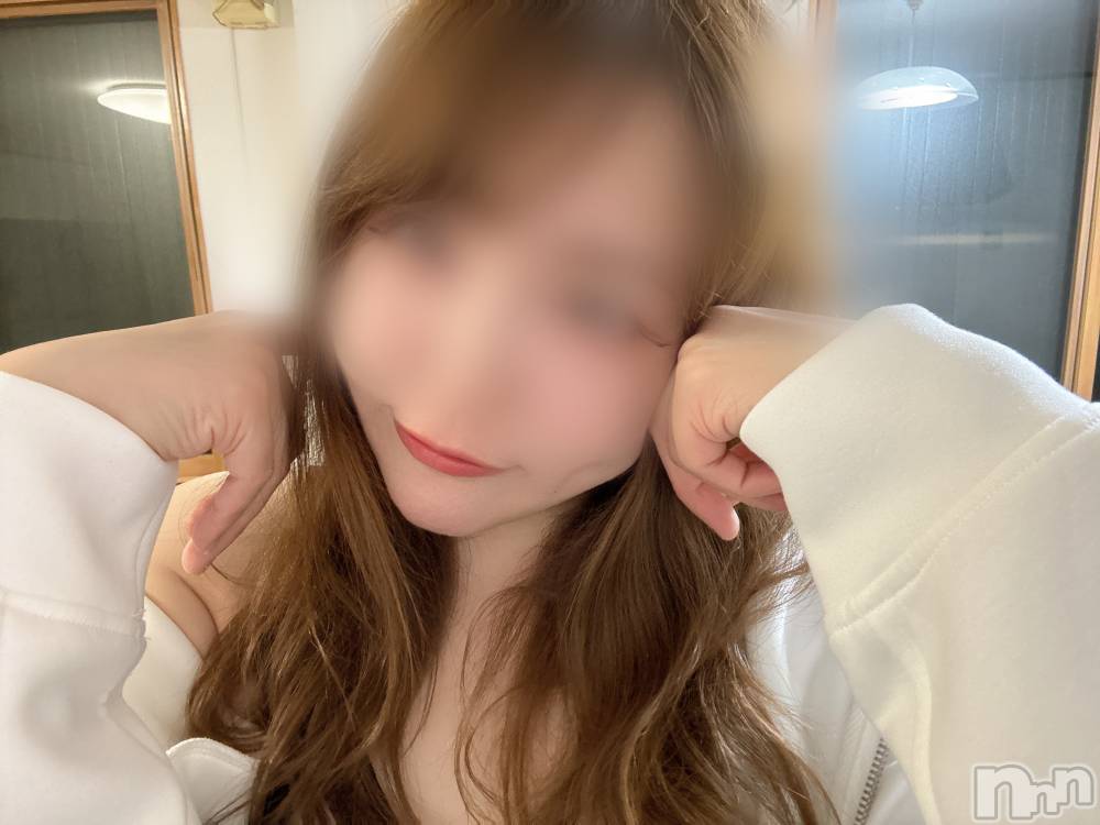 長岡人妻デリヘル長岡人妻市(ナガオカヒトヅマイチ) めい★プルプルの唇&ロリ顔(31)の10月6日写メブログ「いつもうれしいの」