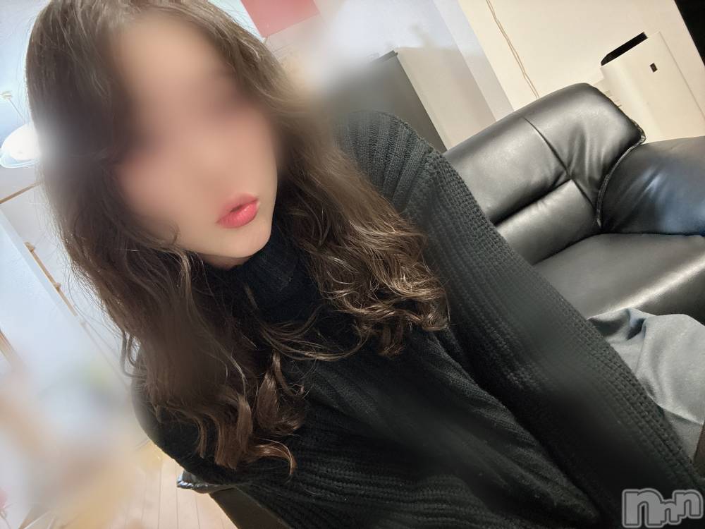 長岡人妻デリヘル長岡人妻市(ナガオカヒトヅマイチ) めい★プルプルの唇&ロリ顔(31)の12月23日写メブログ「ホームアローン」