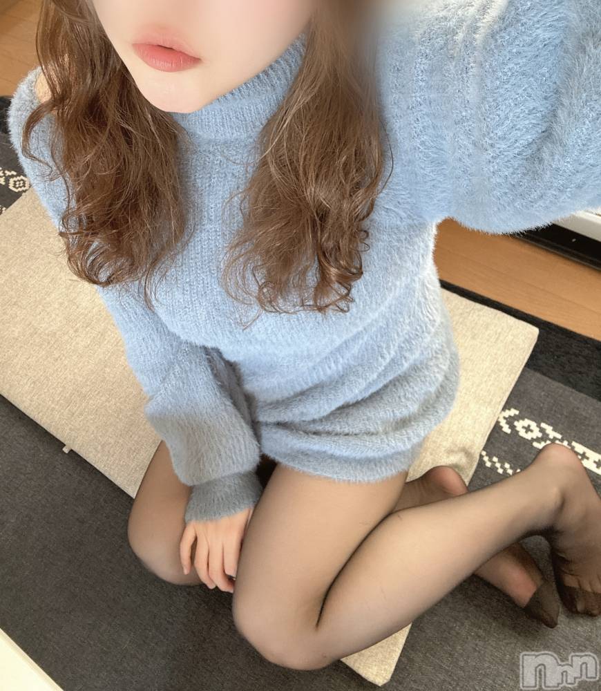 長岡人妻デリヘル長岡人妻市(ナガオカヒトヅマイチ) めい★プルプルの唇&ロリ顔(31)の12月30日写メブログ「すんすん」