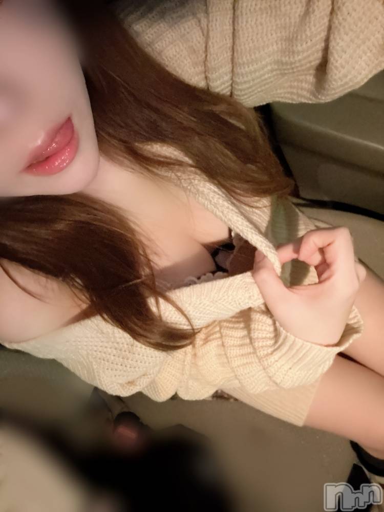 長岡人妻デリヘル長岡人妻市(ナガオカヒトヅマイチ) めい★プルプルの唇&ロリ顔(31)の1月4日写メブログ「女神様」