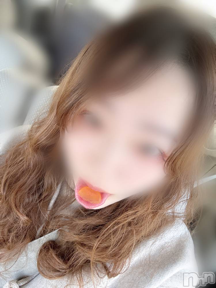 長岡人妻デリヘル長岡人妻市(ナガオカヒトヅマイチ) めい★プルプルの唇&ロリ顔(31)の1月23日写メブログ「空飛ぶ系」