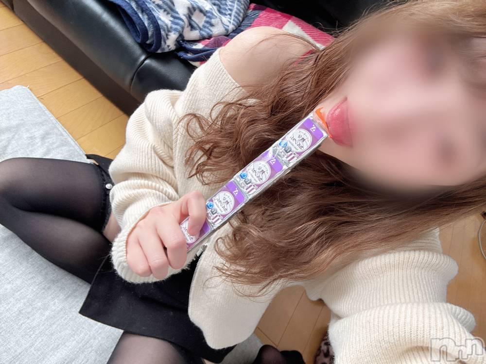 長岡人妻デリヘル長岡人妻市(ナガオカヒトヅマイチ) めい★プルプルの唇&ロリ顔(31)の2月10日写メブログ「わたしはね、」