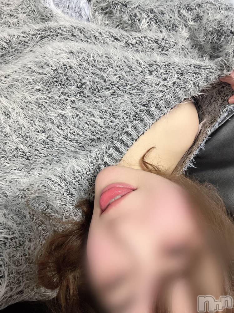 長岡人妻デリヘル長岡人妻市(ナガオカヒトヅマイチ) めい★プルプルの唇&ロリ顔(31)の2月10日写メブログ「ねえこれから」