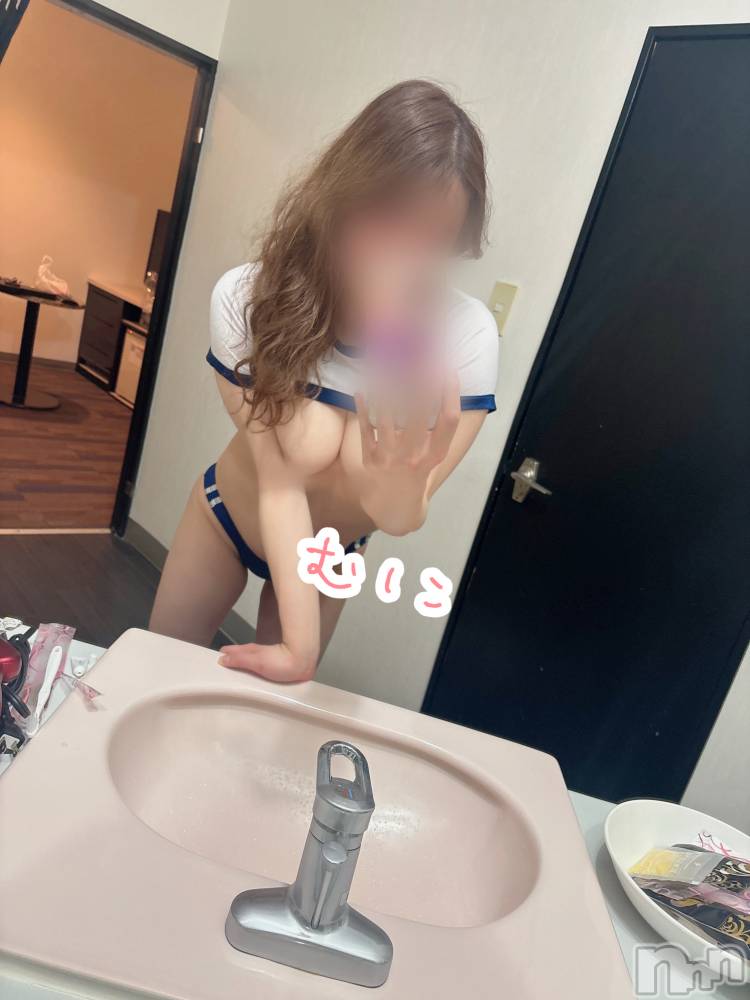 長岡人妻デリヘル長岡人妻市(ナガオカヒトヅマイチ) めい★プルプルの唇&ロリ顔(31)の2月22日写メブログ「にゃんにゃんにゃん」