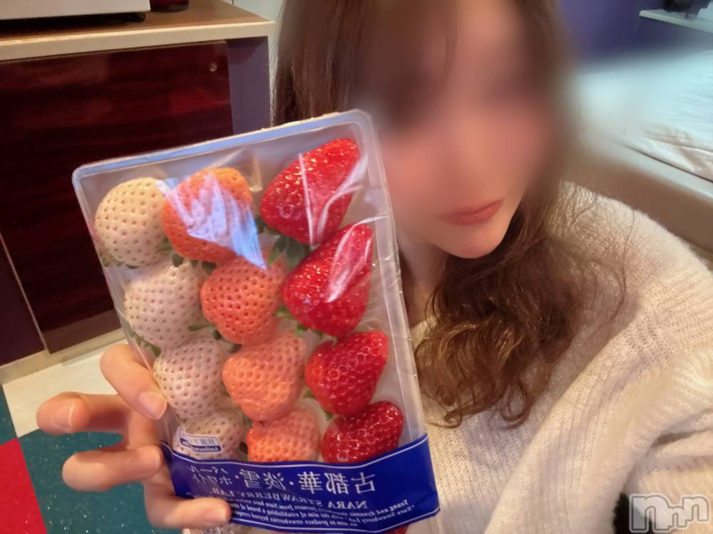 長岡人妻デリヘル長岡人妻市(ナガオカヒトヅマイチ) めい★プルプルの唇&ロリ顔(31)の3月13日写メブログ「トルネードNG」