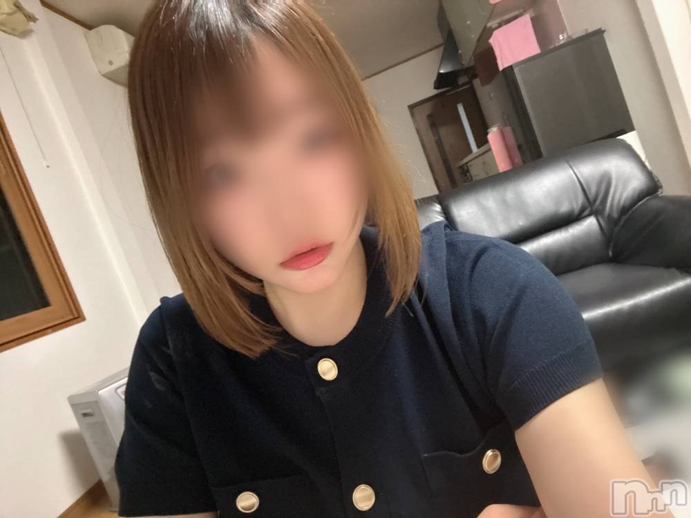 長岡人妻デリヘル長岡人妻市(ナガオカヒトヅマイチ) めい★プルプルの唇&ロリ顔(31)の4月15日写メブログ「ちょっきん✂️」