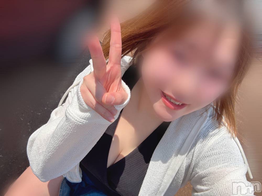 長岡人妻デリヘル長岡人妻市(ナガオカヒトヅマイチ) めい★プルプルの唇&ロリ顔(31)の4月27日写メブログ「ピクニック」