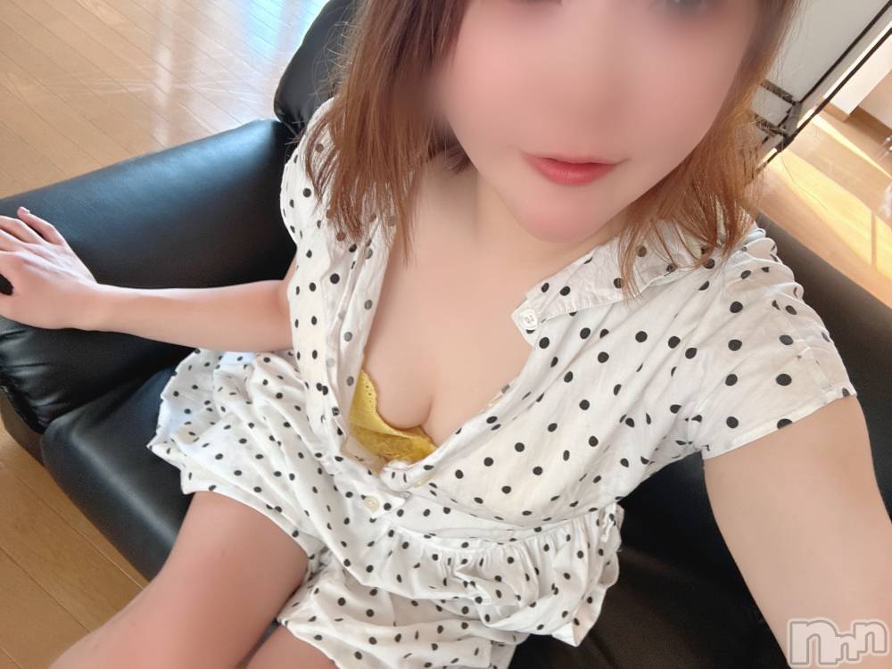 長岡人妻デリヘル長岡人妻市(ナガオカヒトヅマイチ) めい★プルプルの唇&ロリ顔(31)の6月24日写メブログ「もっと聞かせて」