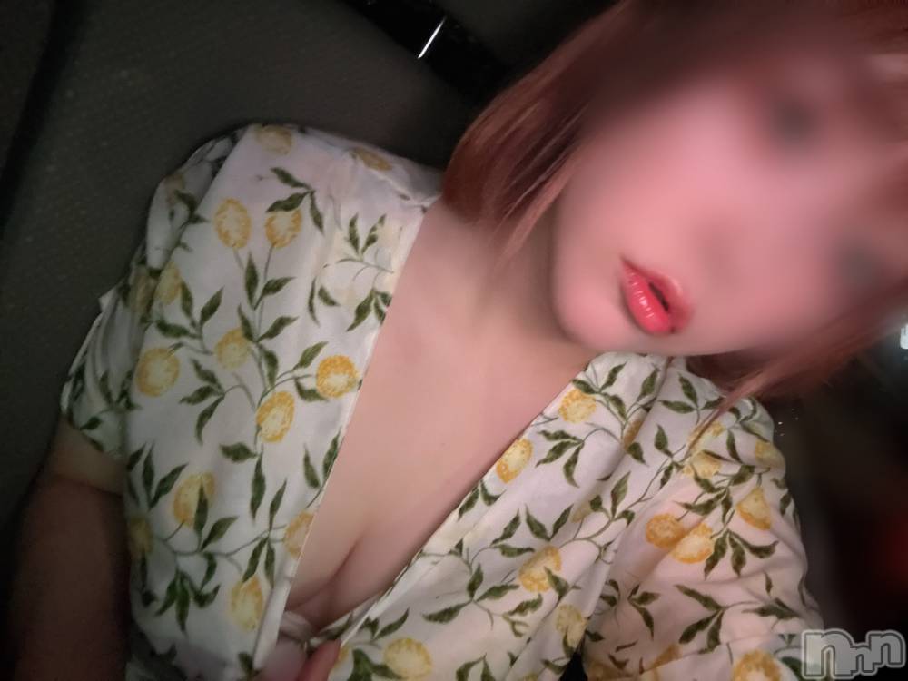 長岡人妻デリヘル長岡人妻市(ナガオカヒトヅマイチ) めい★プルプルの唇&ロリ顔(31)の7月5日写メブログ「出勤しました🙆‍♀️❤️」