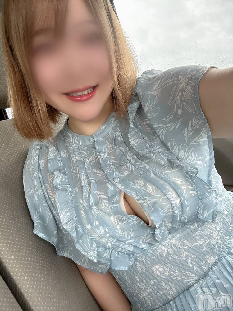 長岡人妻デリヘル長岡人妻市(ナガオカヒトヅマイチ) めい★プルプルの唇&ロリ顔(31)の8月6日写メブログ「あ、みえてた」