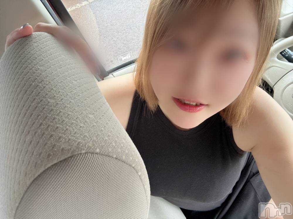 長岡デリヘル長岡人妻市(ナガオカヒトヅマイチ) めい★プルプルの唇&ロリ顔(31)の8月10日写メブログ「待ってるね～🙆‍♀️」