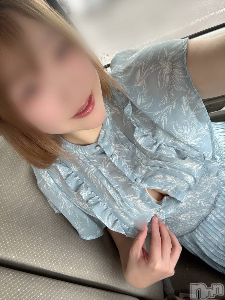 長岡人妻デリヘル長岡人妻市(ナガオカヒトヅマイチ) めい★プルプルの唇&ロリ顔(31)の8月11日写メブログ「さみしいね」
