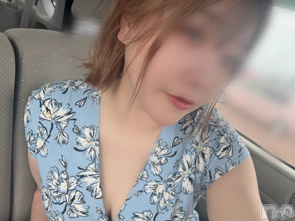 長岡人妻デリヘル長岡人妻市(ナガオカヒトヅマイチ) めい★プルプルの唇&ロリ顔(31)の8月11日写メブログ「しゅしゅしゅ。」