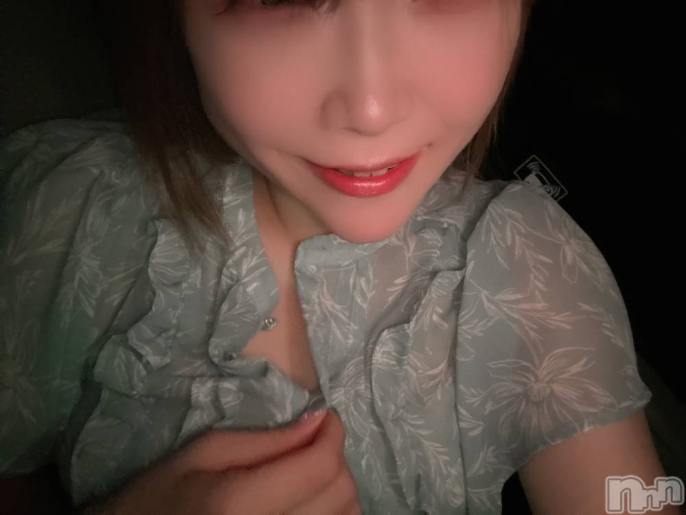 長岡デリヘル長岡人妻市(ナガオカヒトヅマイチ) めい★プルプルの唇&ロリ顔(31)の8月15日写メブログ「るんるん✌︎('ω')✌︎るんるん」