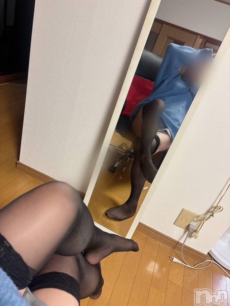 長岡デリヘル長岡人妻市(ナガオカヒトヅマイチ) めい★プルプルの唇&ロリ顔(31)の10月29日写メブログ「じゃーん」