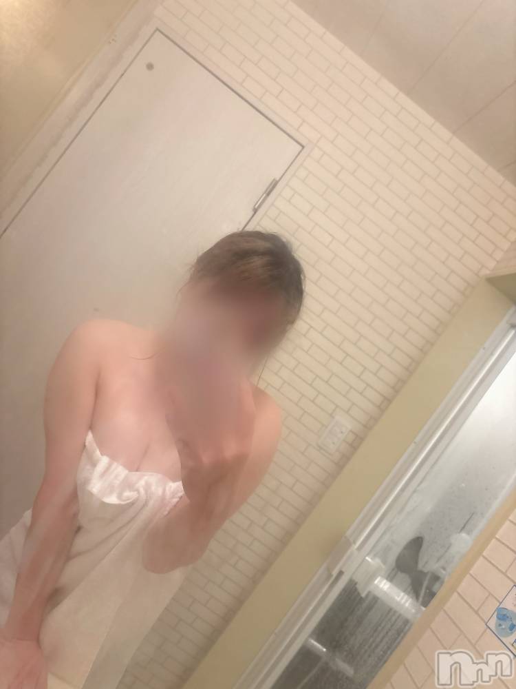 長岡デリヘル長岡人妻市(ナガオカヒトヅマイチ) めい★プルプルの唇&ロリ顔(31)の11月4日写メブログ「2000円引イベント中❤️」