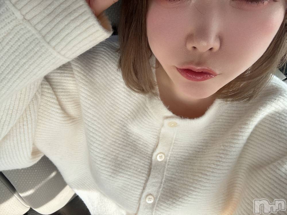 長岡デリヘル長岡人妻市(ナガオカヒトヅマイチ) めい★プルプルの唇&ロリ顔(31)の11月11日写メブログ「ナマがすきだよ？」