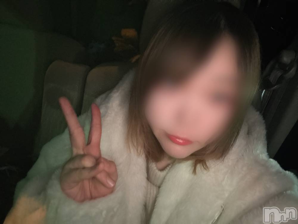 長岡デリヘル長岡人妻市(ナガオカヒトヅマイチ) めい★プルプルの唇&ロリ顔(31)の12月30日写メブログ「22時から❤️」