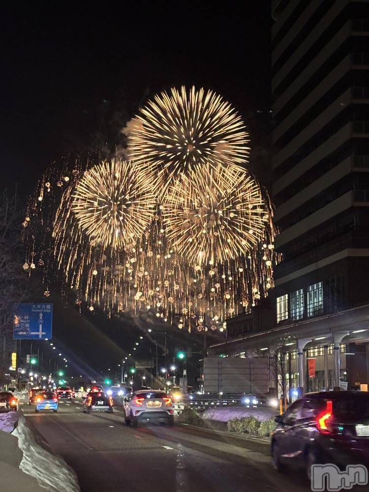 長岡デリヘル長岡人妻市(ナガオカヒトヅマイチ) めい★プルプルの唇&ロリ顔(31)の2月21日写メブログ「ひっ🥹！」