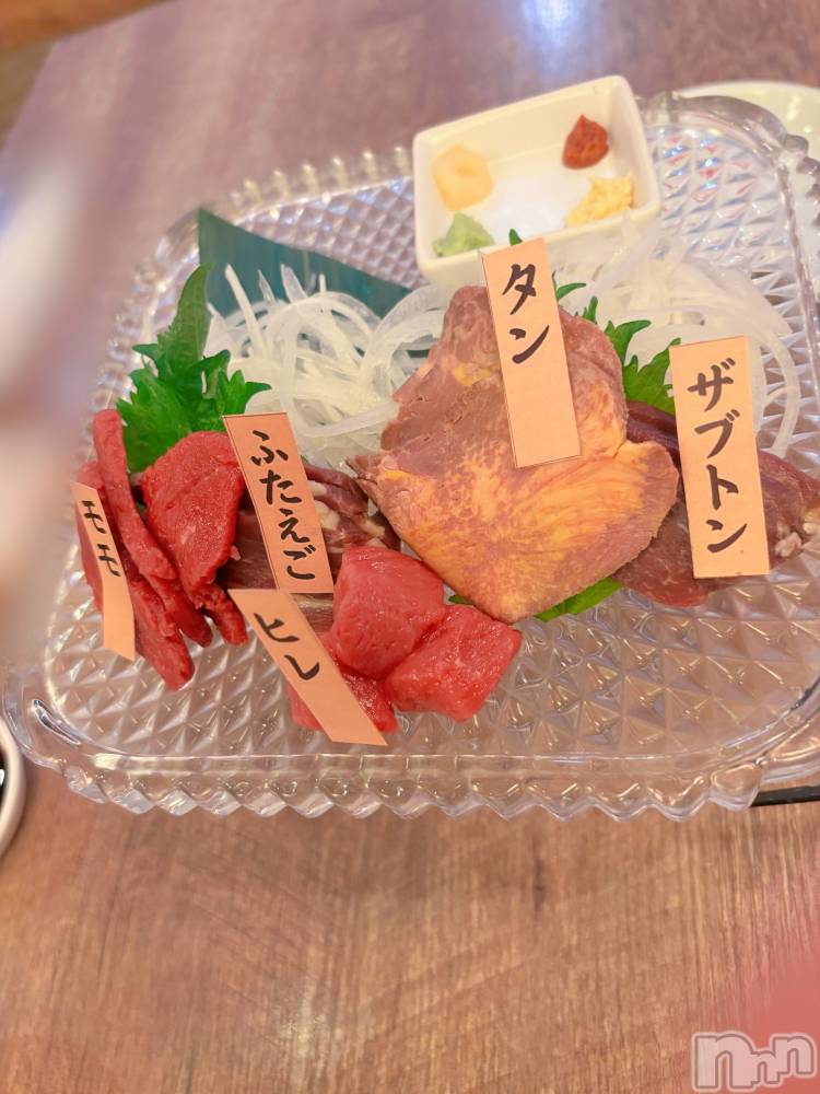 長岡デリヘル長岡人妻市(ナガオカヒトヅマイチ) めい★プルプルの唇&ロリ顔(31)の4月5日写メブログ「もぐもぐ」