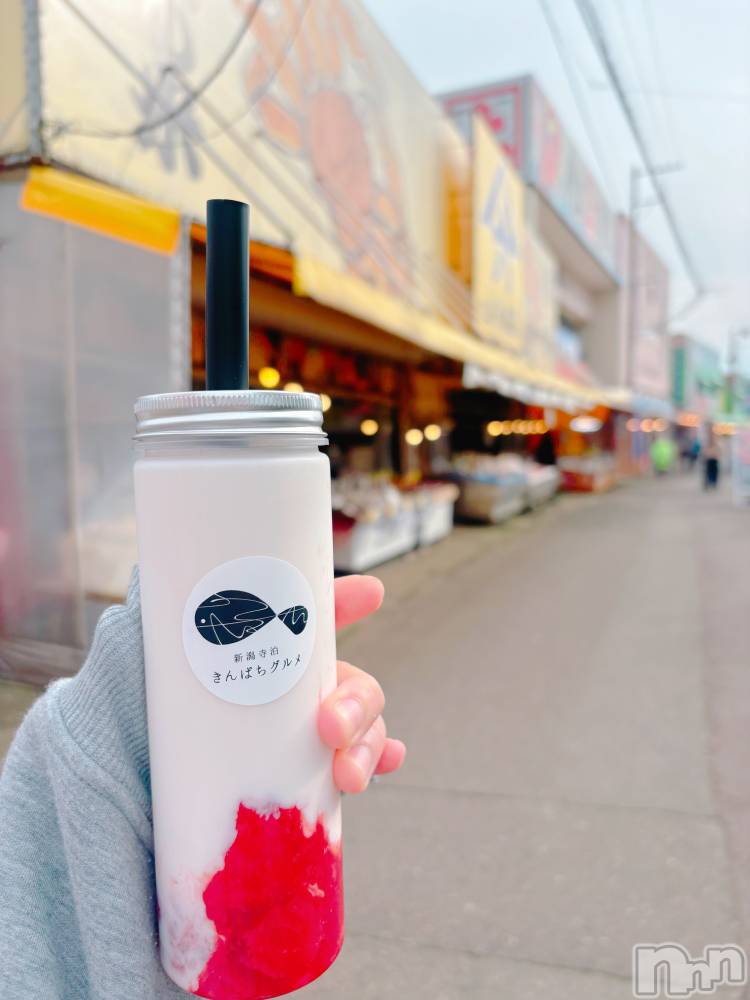 長岡デリヘル長岡人妻市(ナガオカヒトヅマイチ) めい★プルプルの唇&ロリ顔(31)の4月9日写メブログ「密着しながら激しく揺れたい」