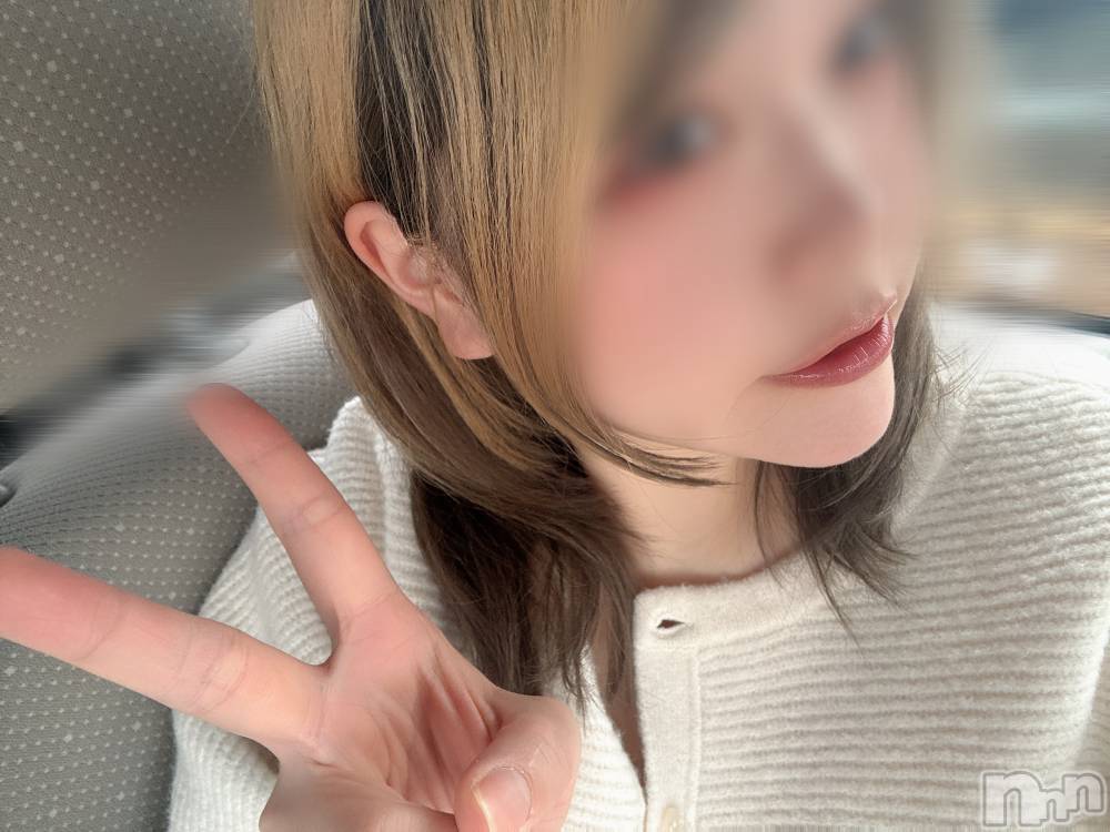 長岡デリヘル長岡人妻市(ナガオカヒトヅマイチ) めい★プルプルの唇&ロリ顔(31)の4月10日写メブログ「20時から❤️」