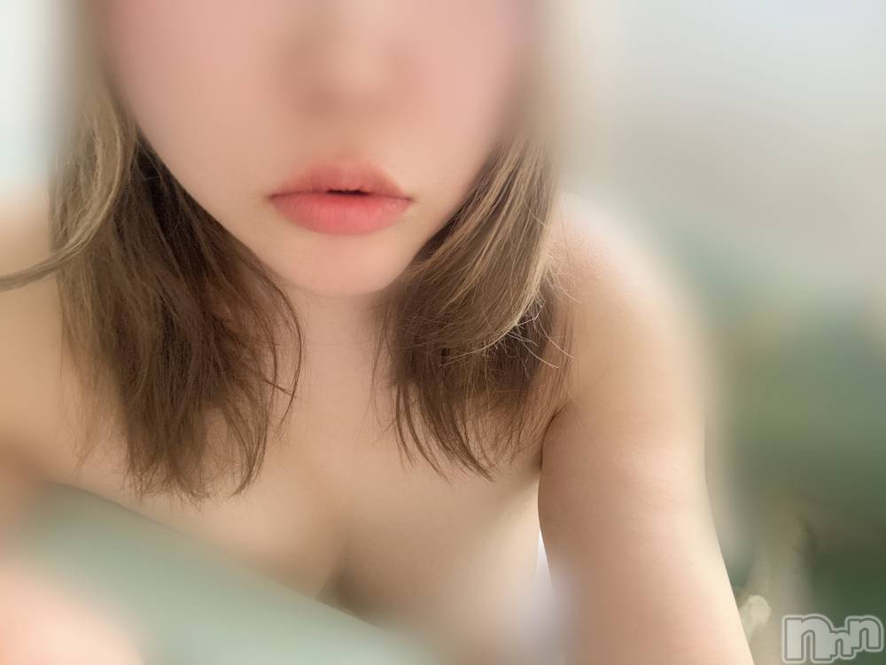 長岡デリヘル長岡人妻市(ナガオカヒトヅマイチ) めい★プルプルの唇&ロリ顔(31)の5月26日写メブログ「みんな何食べた？」