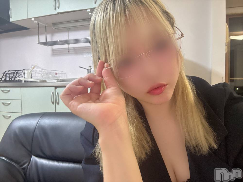長岡デリヘル長岡人妻市(ナガオカヒトヅマイチ) めい★プルプルの唇とロリ顔(31)の7月22日写メブログ「待ってますね」